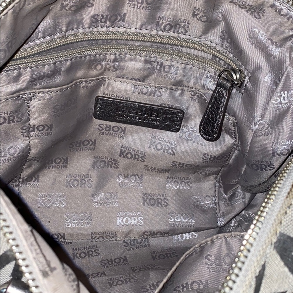 Super cute grey MK